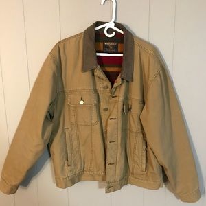Woolrich Trucker style jacket fleece lined.